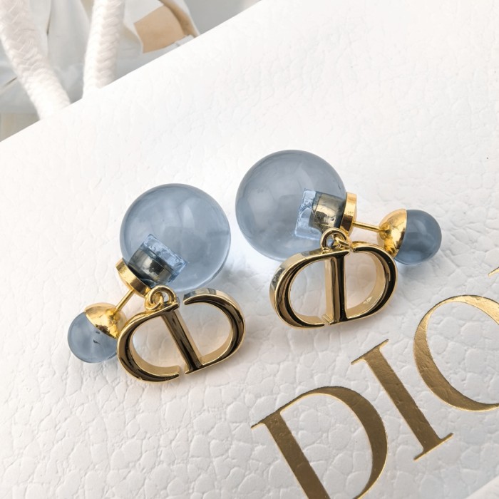使い勝手良し ディオール n級品 のDior アルファベットのイヤリング