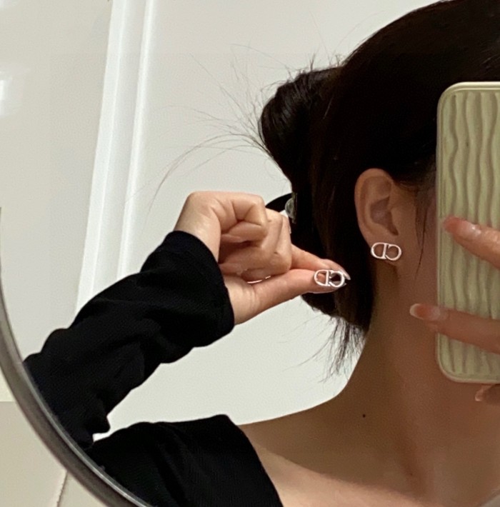 大人気 ディオール コピー の小さなピアス