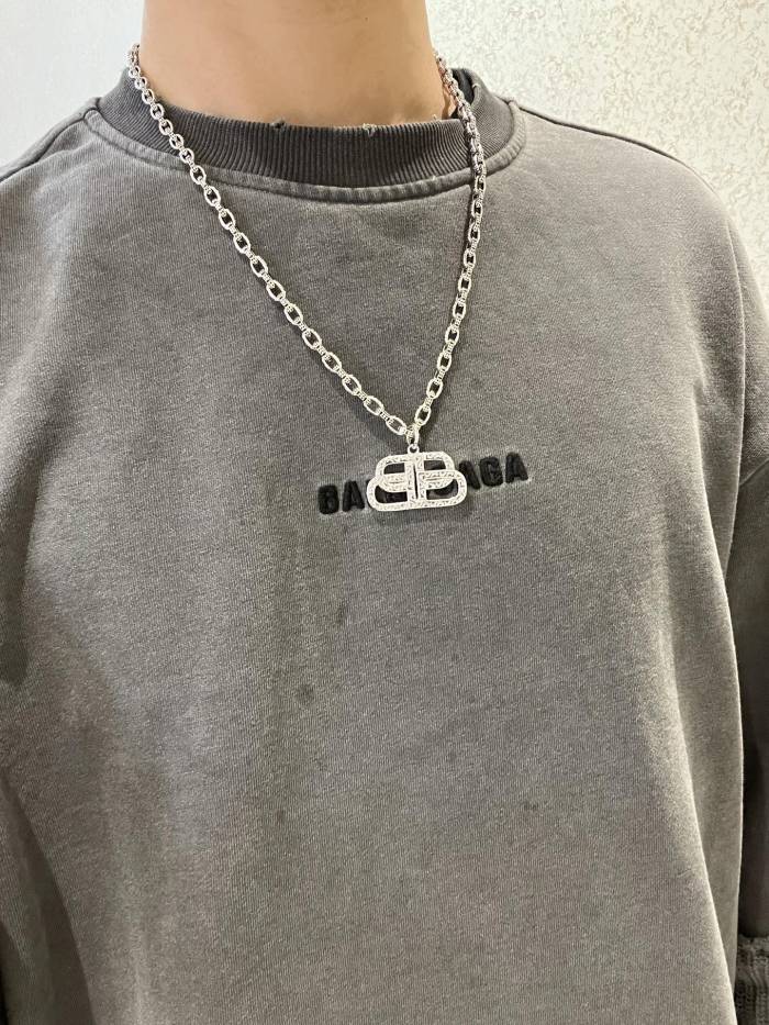 新作 バレンシアガ 偽物通販  Balenciagaの ネックレス