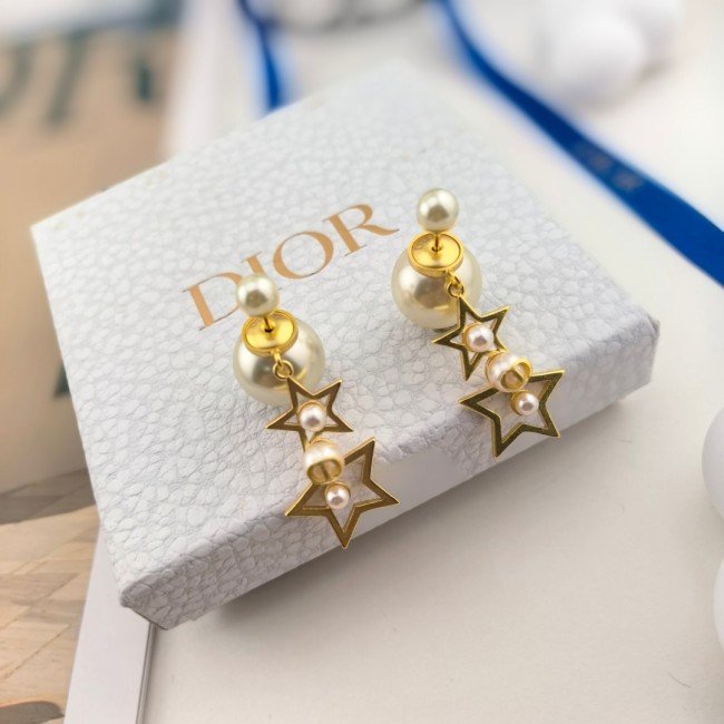稀少 ディオール コピーおすすめ Diorのイヤリング