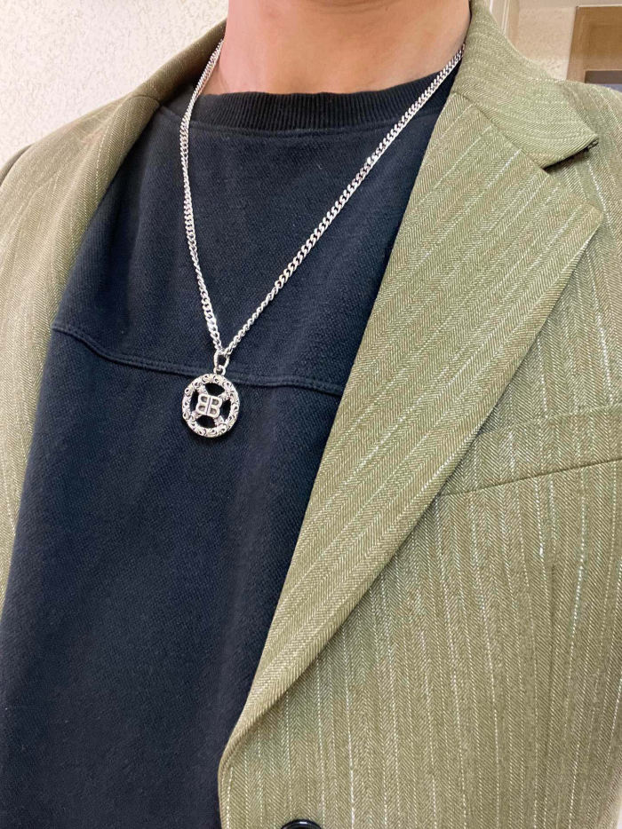 稀少 バレンシアガ コピー  Balenciagaの ネックレス