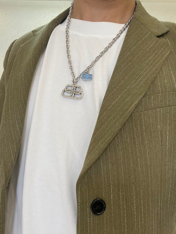 高品質  バレンシアガ n級品 Balenciagaのネックレス