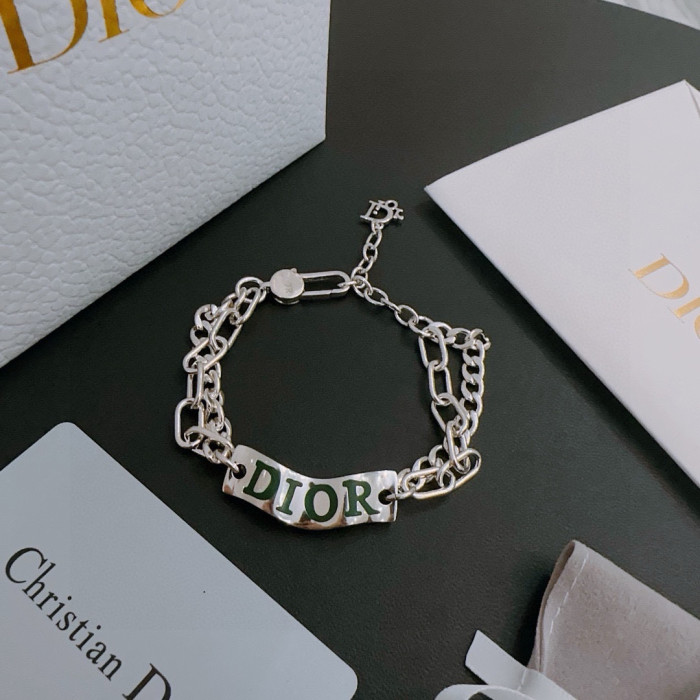 超奇跡の入荷☆ ディオール n級品 Diorのブレスレット