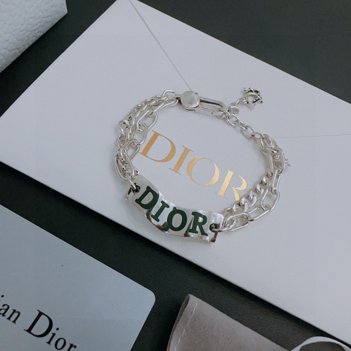 超奇跡の入荷☆ ディオール n級品 Diorのブレスレット