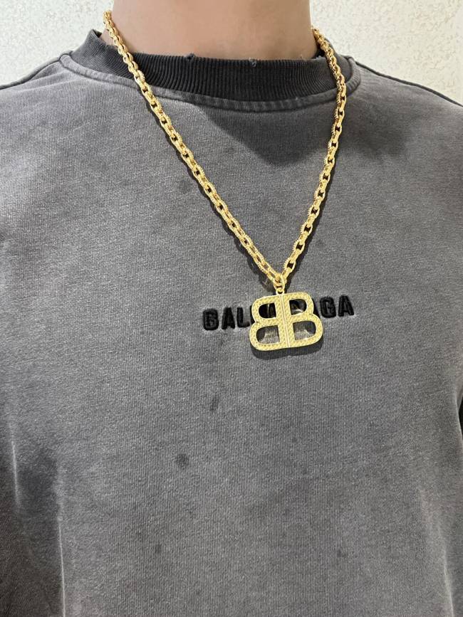 【話題商品！】バレンシアガ 激安偽物 Balenciagaの ネックレス