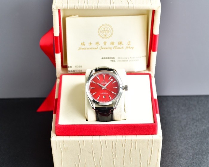 大人気 オメガ コピーおすすめ のOMEGASEAMASTER海馬シリーズAQUA TEERA 150 m腕時計