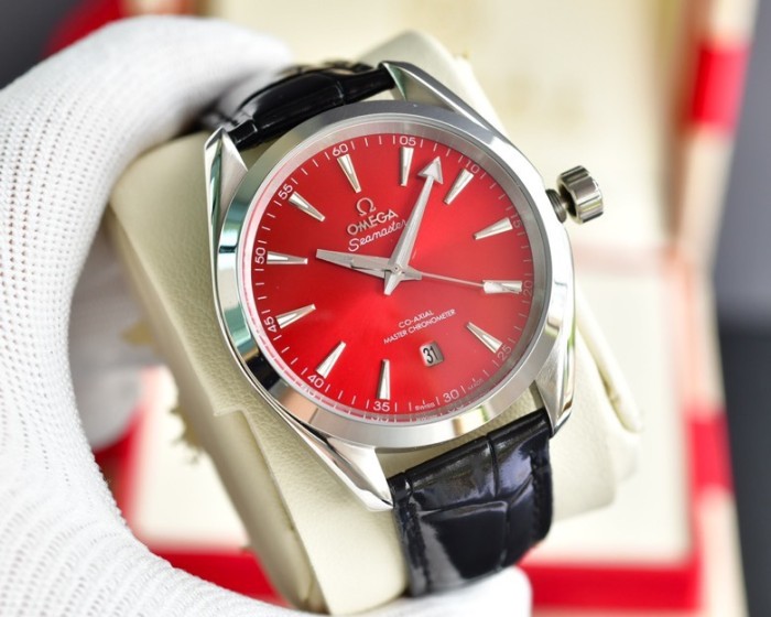 大人気 オメガ コピーおすすめ のOMEGASEAMASTER海馬シリーズAQUA TEERA 150 m腕時計