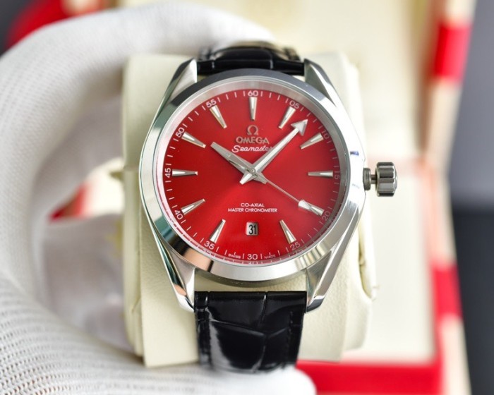 大人気 オメガ コピーおすすめ のOMEGASEAMASTER海馬シリーズAQUA TEERA 150 m腕時計