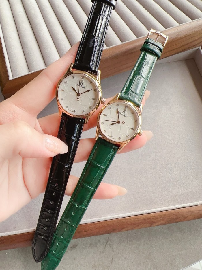 日本未入荷 オメガ コピー のOMEGA スタイリッシュなレディース石英腕時計4色