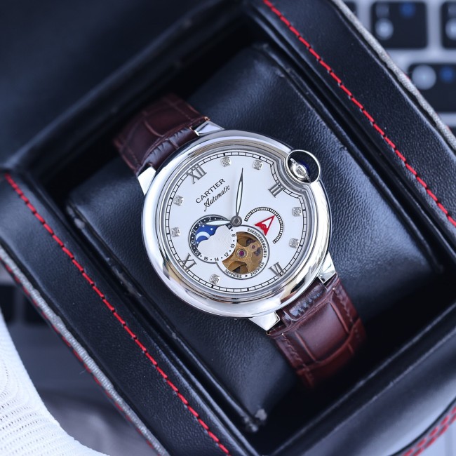 日本未入荷 カルティエ 激安通販 のCartierブルーバルーンシリーズ逸品 メンズ腕時計3色