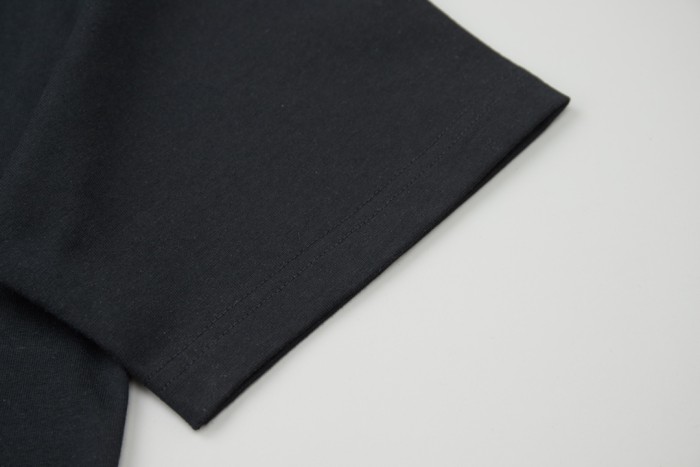 【限定】ルイヴィトン スーパーコピー 25 SS春先のLV刺繍半袖