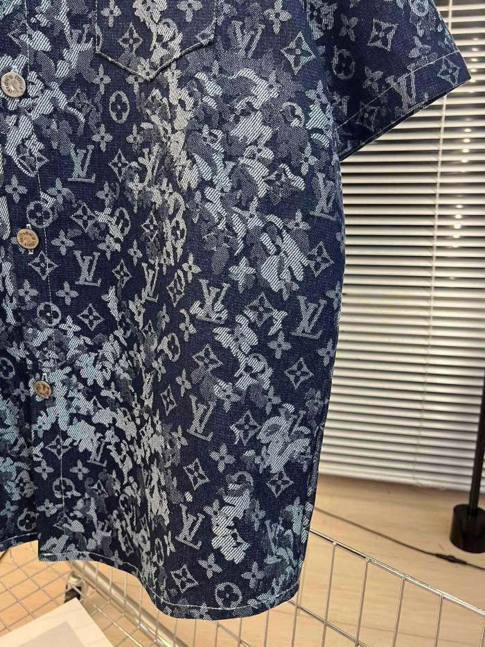 【話題商品！】 ルイヴィトン コピーおすすめ のLV 25SS春夏オールドフラワーレトロ水洗いデニム半袖シャツコート