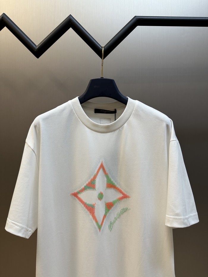 入手困難 ルイヴィトン 偽物通販  Lv 3 Dフラワー半袖