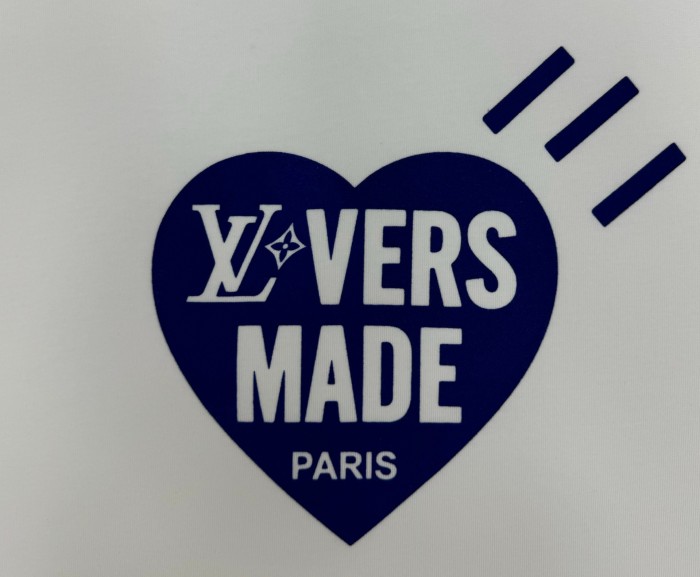 ★超人気 ルイヴィトン 激安偽物 LV半袖Tシャツ