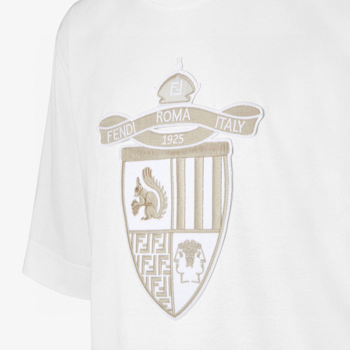 超奇跡の入荷☆ フェンディ 激安偽物 2025SSのシールドワッペン刺繍ラウンドネック半袖Tシャツ