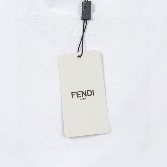 一目惚れ♪ フェンディ 偽物通販  のカートゥーンプリント綿100枚トレンド半袖Tシャツ