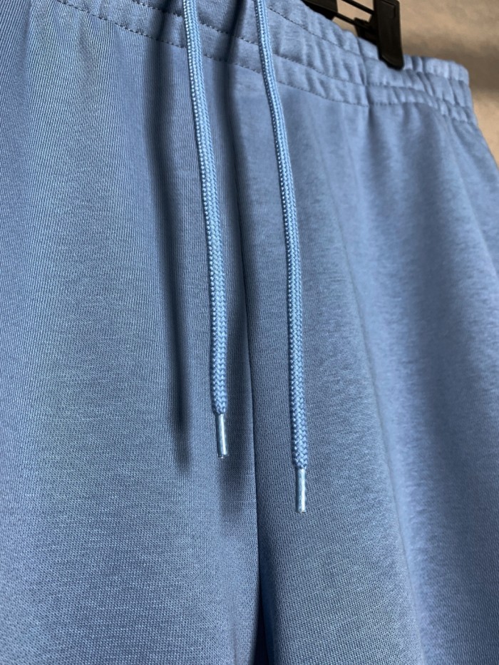 日本未入荷 バレンシアガ 偽物通販  ガムテープアルファベットパンツ