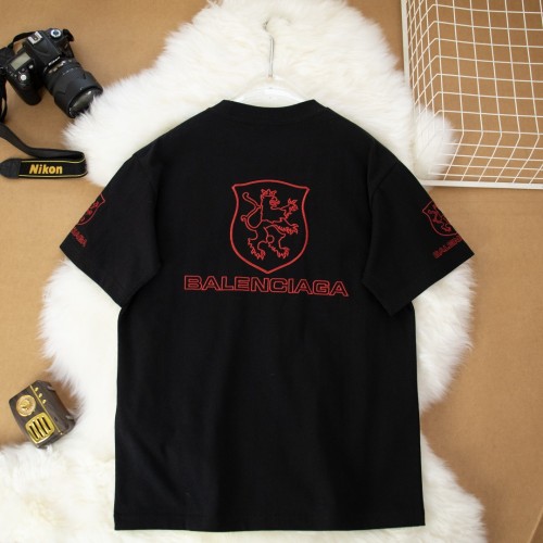 ★超人気 バレンシアガ コピー 刺繍半袖Tシャツ