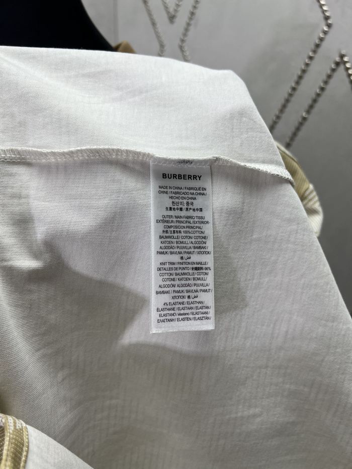 超奇跡の入荷☆ バーバリー コピー 25 ssチェック柄ヘッダースリーブ Poloシャツ