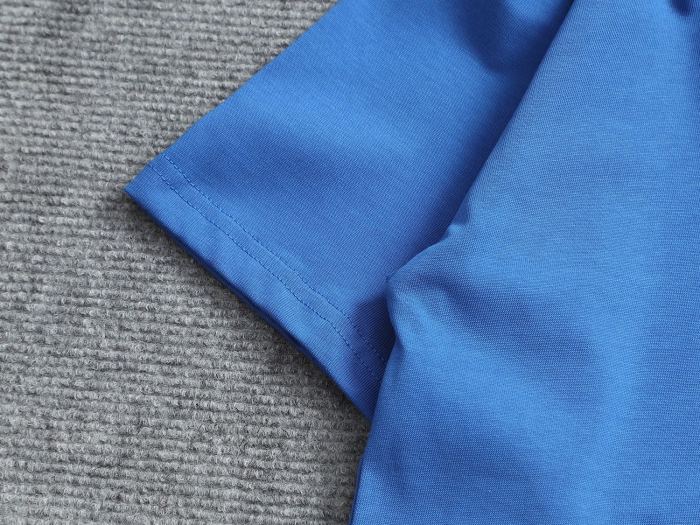 【限定】バーバリー 激安偽物 アルファベット刺繍二重袖背格子貼布の精巧で美しい重工芸Tシャツ
