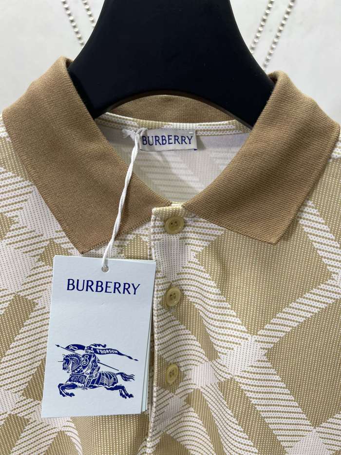 超奇跡の入荷☆ バーバリー コピー 25 ssチェック柄ヘッダースリーブ Poloシャツ