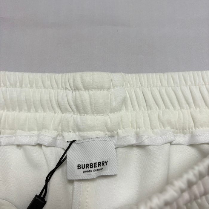 入手困難 バーバリー 偽物通販 Burberry戦馬カジュアルパンツ