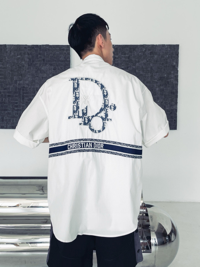 高品質 ディオール n級品 25 SS新型立思いやり布刺繍工芸半袖シャツコート