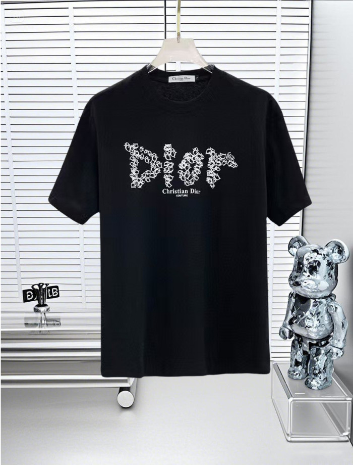 大人気 ディオール 偽物通販 の25 SS胸貼りプリントロゴ丸首半袖Tシャツ