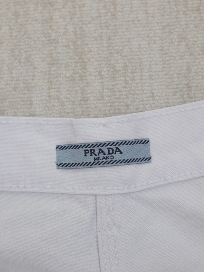 超奇跡の入荷☆ プラダ n級品 25 SSファーウッドパンツ