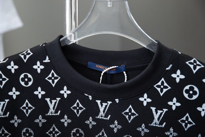 新作 ルイヴィトン コピーおすすめ 老花グラデーション半袖Tシャツ