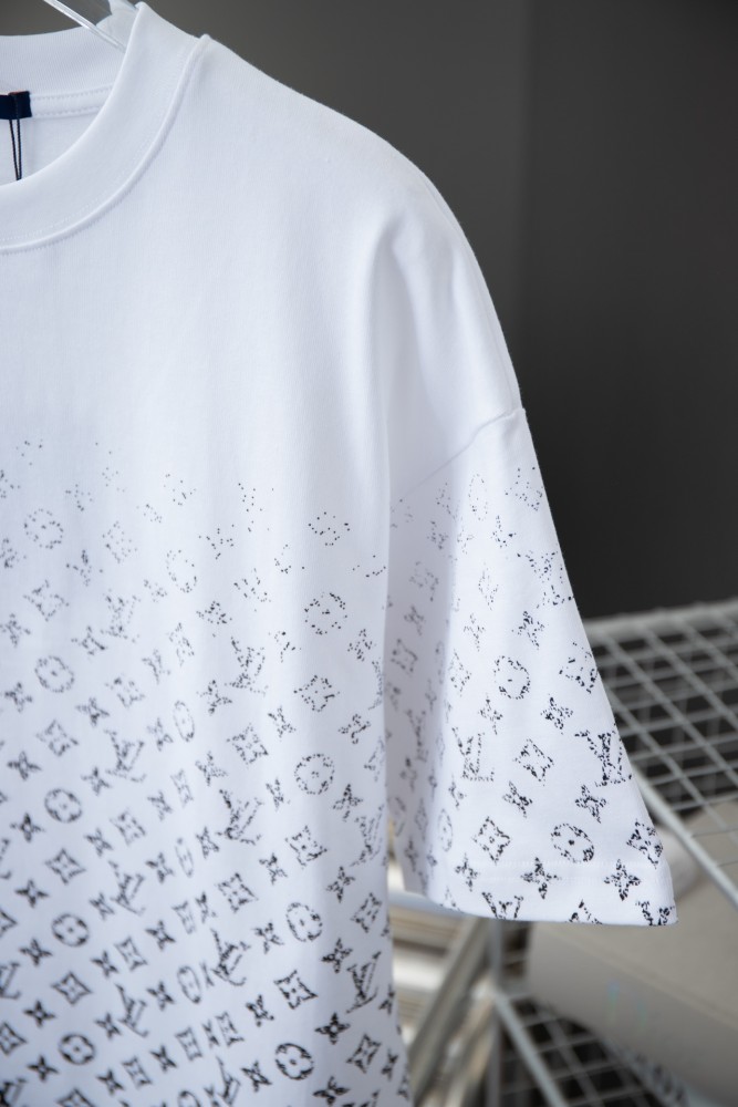 稀少 ルイヴィトン 激安通販 老花グラデーション半袖Tシャツ
