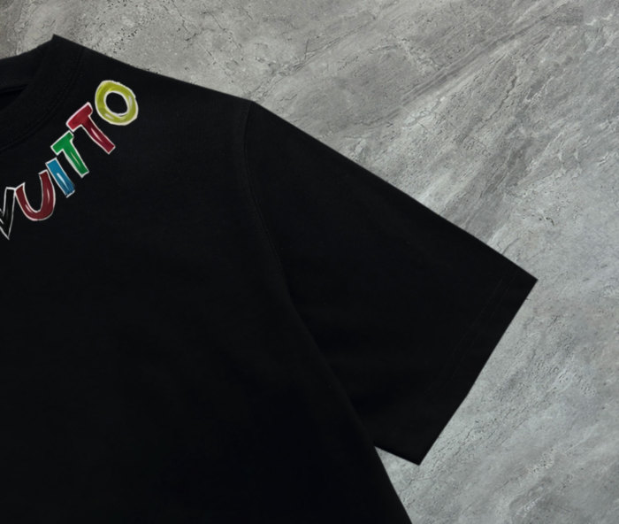 稀少 ルイヴィトン スーパーコピー Louis Vuitton丸首半袖Tシャツ