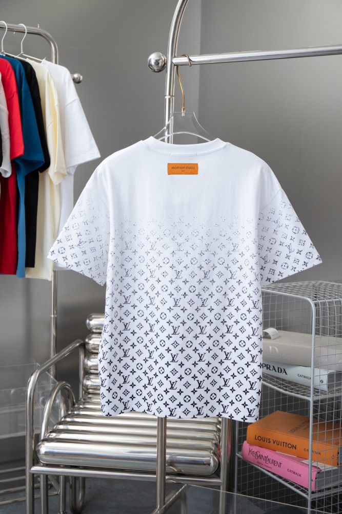稀少 ルイヴィトン 激安通販 老花グラデーション半袖Tシャツ