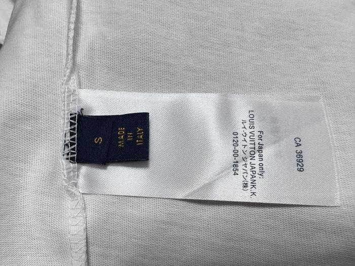 超奇跡の入荷☆ ルイヴィトン コピー  Louis Vuittonプリントデザイン丸首半袖Tシャツ