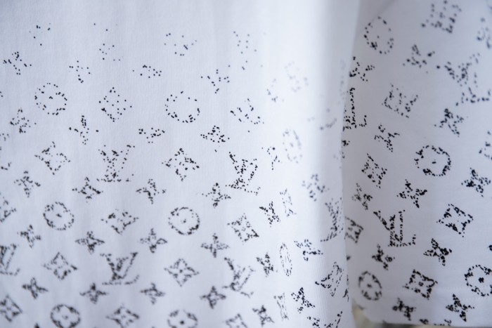 稀少 ルイヴィトン 激安通販 老花グラデーション半袖Tシャツ