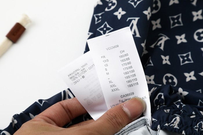 超奇跡の入荷☆ ルイヴィトン 偽物通販  25 SSオールドフラワーたっぷりジャカード半袖シャツTシャツ半ズボンセット