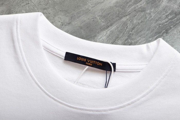 追跡付 ルイヴィトン 偽物通販  Louis Vuitton丸首半袖Tシャツ