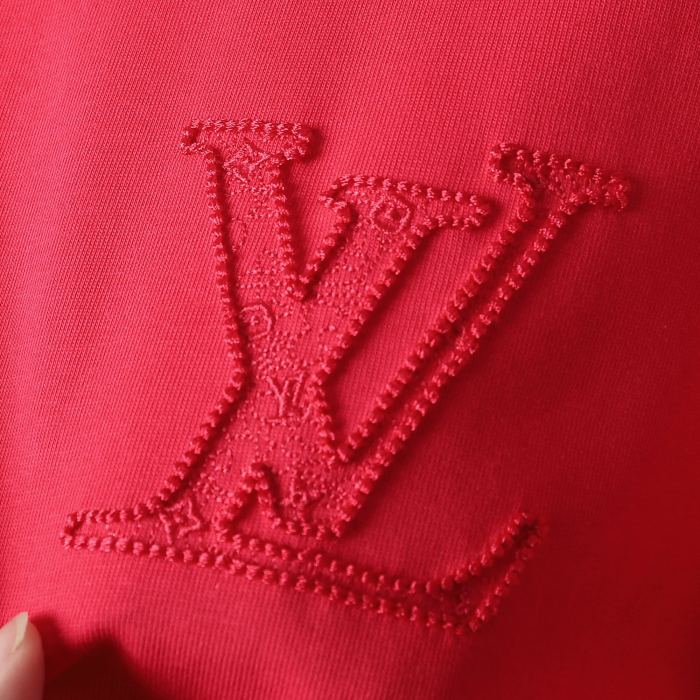 稀少 ルイヴィトン 激安通販  25 SS早春新作立体刺繍ゴーストLVロゴ半袖2色