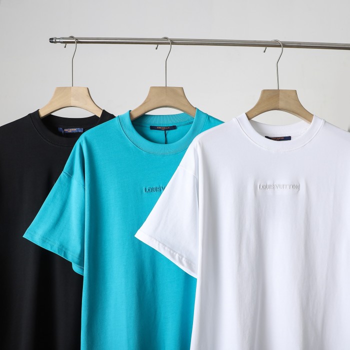 日本未入荷 ルイヴィトン スーパーコピー 25 SSブランドロゴ半袖Tシャツ3色