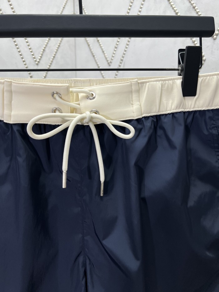 使い勝手良し モンクレール n級品 25 ss新ロゴのドローストリングスイムパンツ