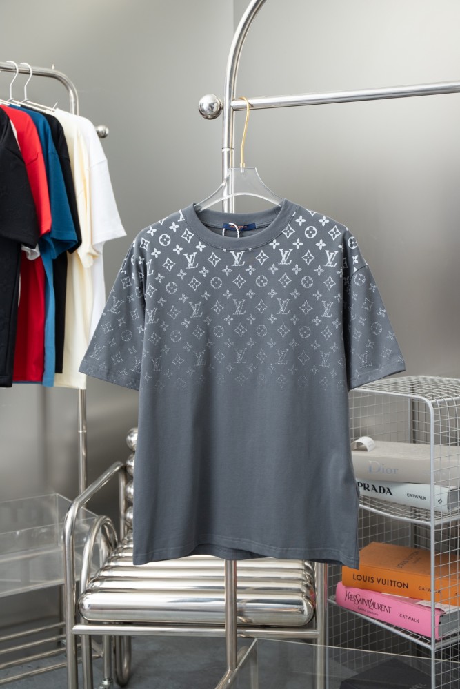 使い勝手良し ルイヴィトン 激安通販 老花グラデーション半袖Tシャツ