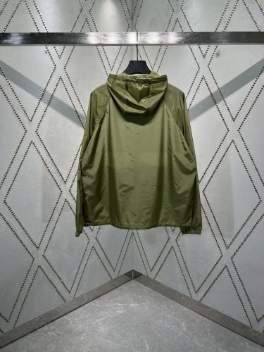 累積売上総額第１位！バーバリー n級品 のナイロン連帽日焼け止めコート