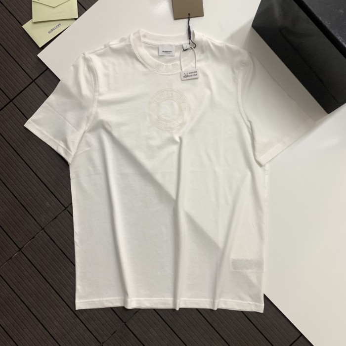 累積売上総額第１位！バーバリー スーパーコピー のロゴラウンドネックカジュアル通気半袖Tシャツレディースホワイト