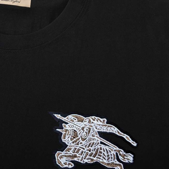 【限定】 バーバリー スーパーコピー の軍馬刺繍ロゴコットン半袖Tシャツ3色