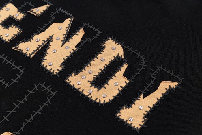 ★超人気 フェンディ コピーおすすめ のロゴラウンドネック半袖Tシャツ