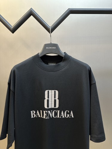 超奇跡の入荷☆ バレンシアガ 激安通販 の黒文字ダブルBプリント半袖