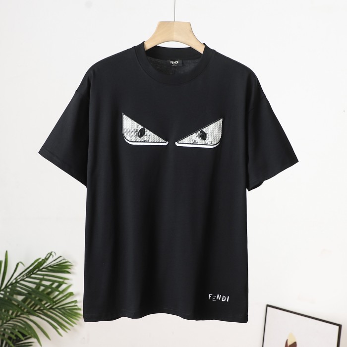 一目惚れ♪ フェンディ コピー の純色アルファベット立体刺繍ラウンドネック半袖Tシャツ2色