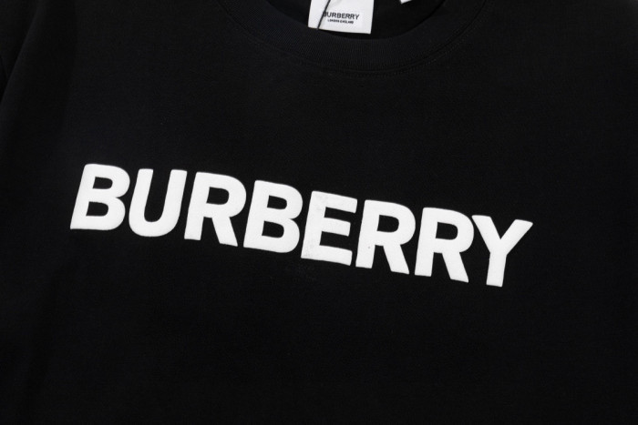 超話題! バーバリー コピーおすすめ のロゴカップルゆったり半袖Tシャツ2色