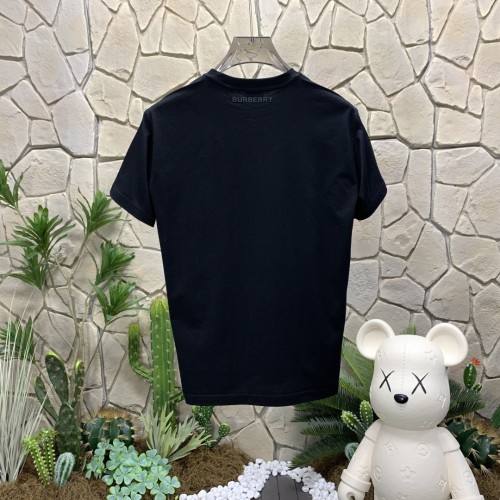 【話題商品！】 バーバリー 激安偽物 の純色怪獣柄刺繍ラウンドネックゆったり半袖肩落とし袖Tシャツ