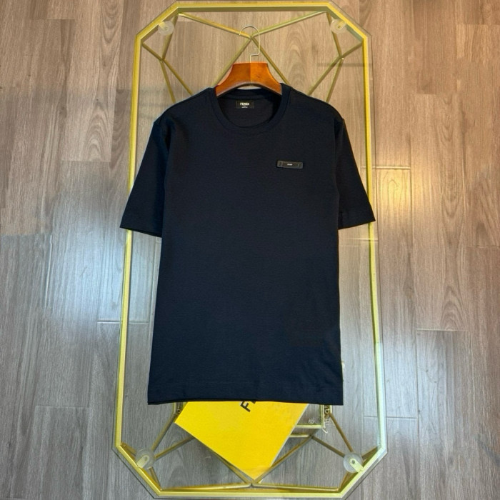 超奇跡の入荷☆  フェンディ 激安偽物 春夏レザーアルファベット半袖Tシャツ2色
